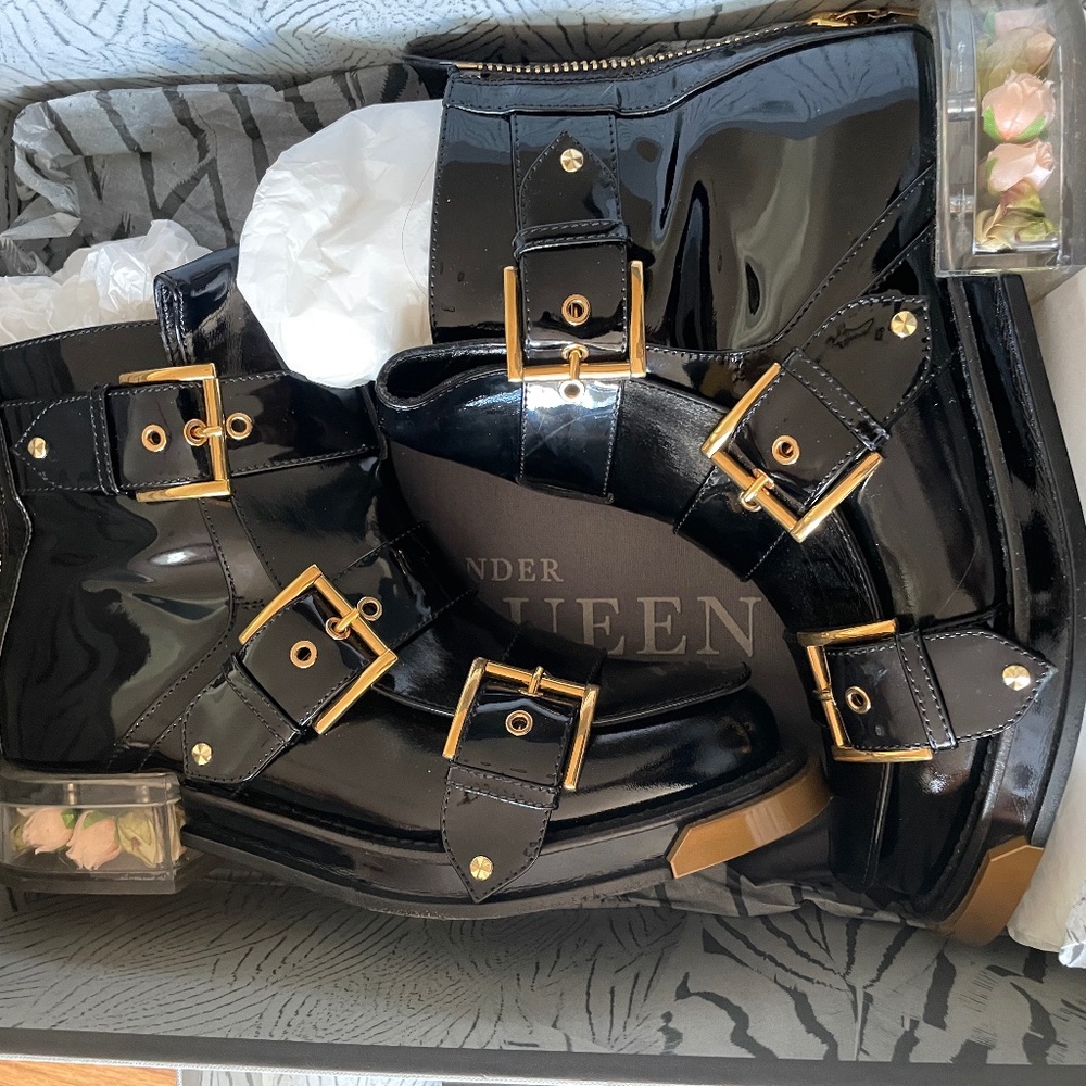 Alexander McQueen buckle boots booties with flower petal rosebud heels 38/8/7.5